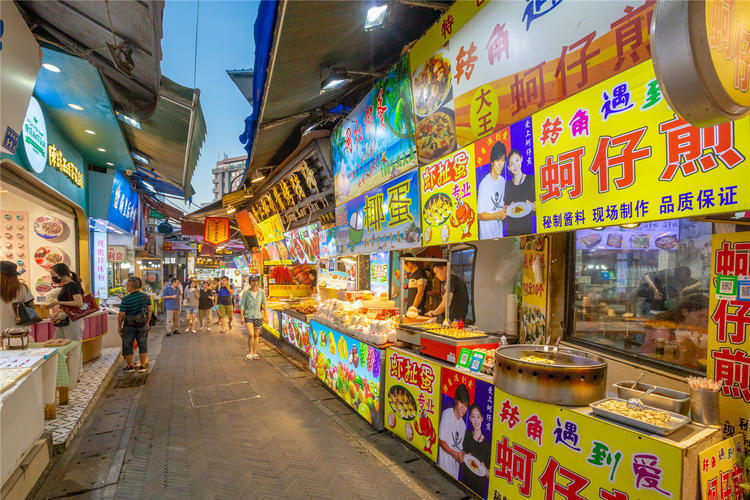 蓝天美食港式餐厅_蓝天特色美食餐饮店_蓝天餐厅美食港式店